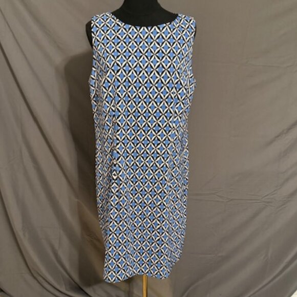 Agb Dress Dresses & Skirts - AGB Dress Size 16